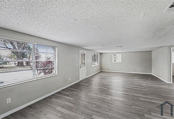 4th image of 6924 E 21st Ave