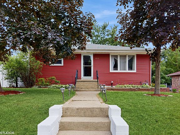 2nd image of 1012 Riverlane Dr