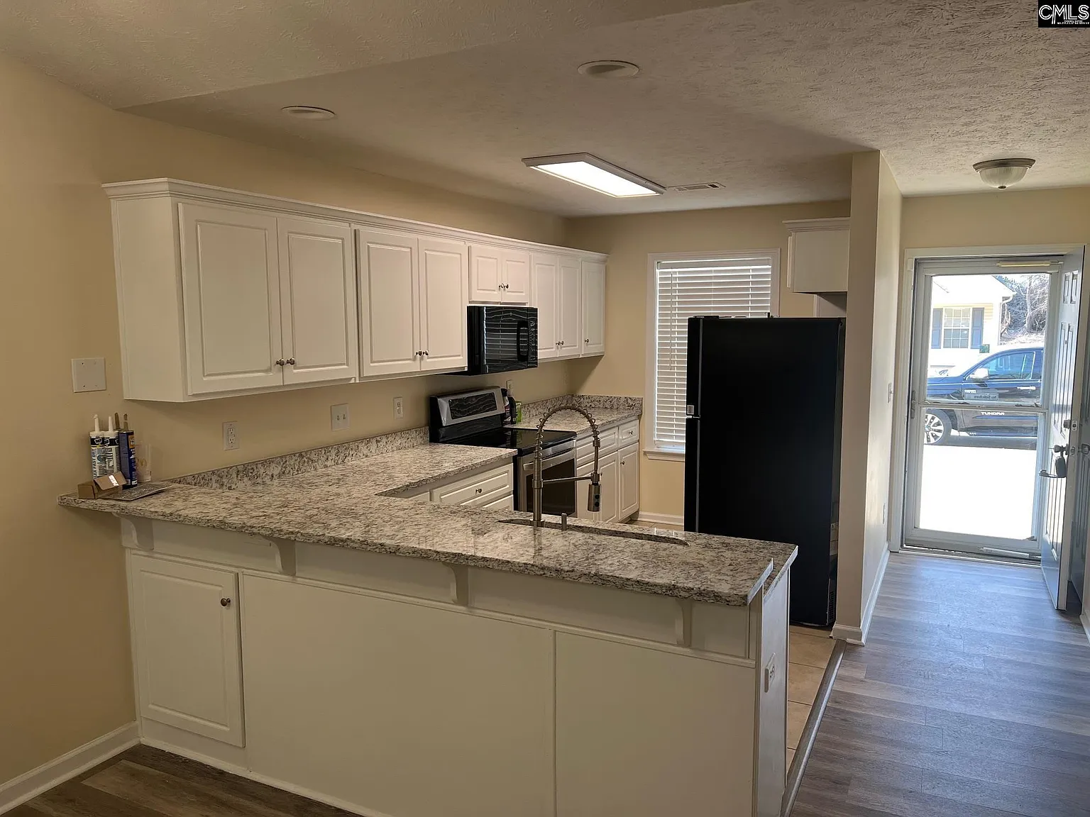 2 bed, 1092 sqft, $1,600 — Photo 3