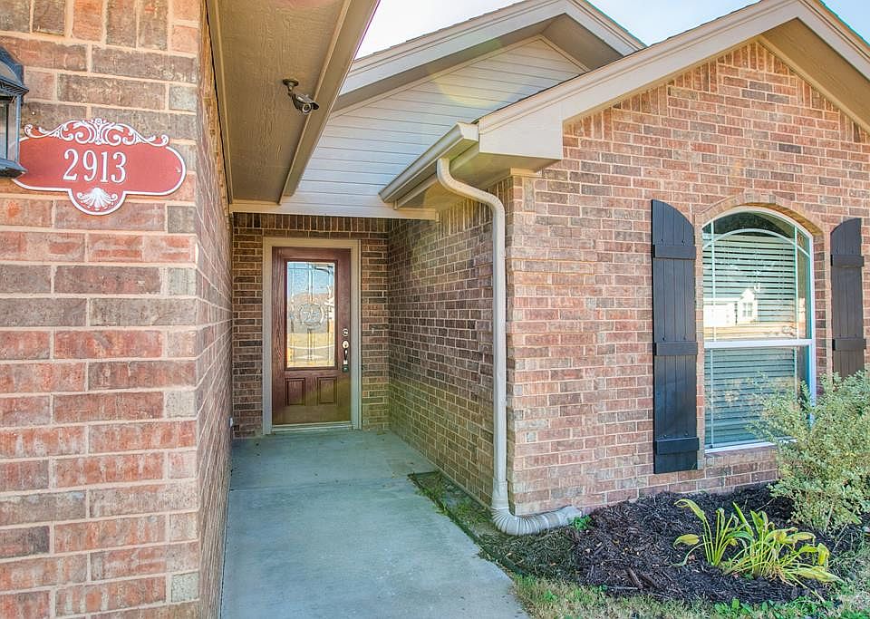 1st image of 2913 Ricks Dr