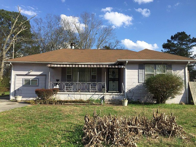 1st image of 706 Parkview Dr