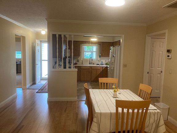 Dining Rm into Kitchen