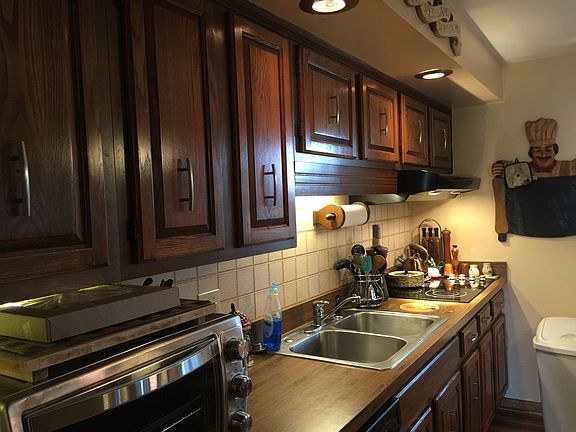 5th image of 517 Berkshire Cir