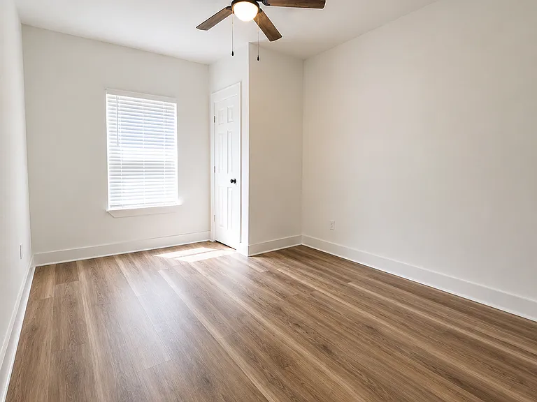 904 Colbert Ave — Photo 7