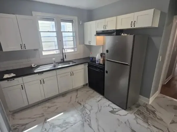 18 N 19th St, East Orange, NJ