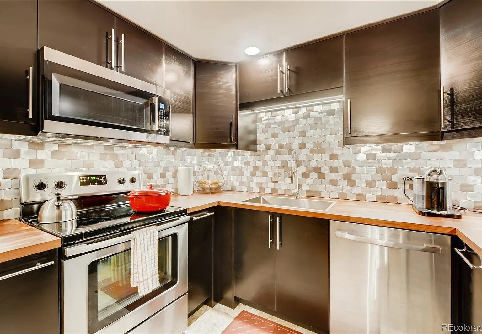 1 bed, 616 sqft, $1,750 — Photo 2