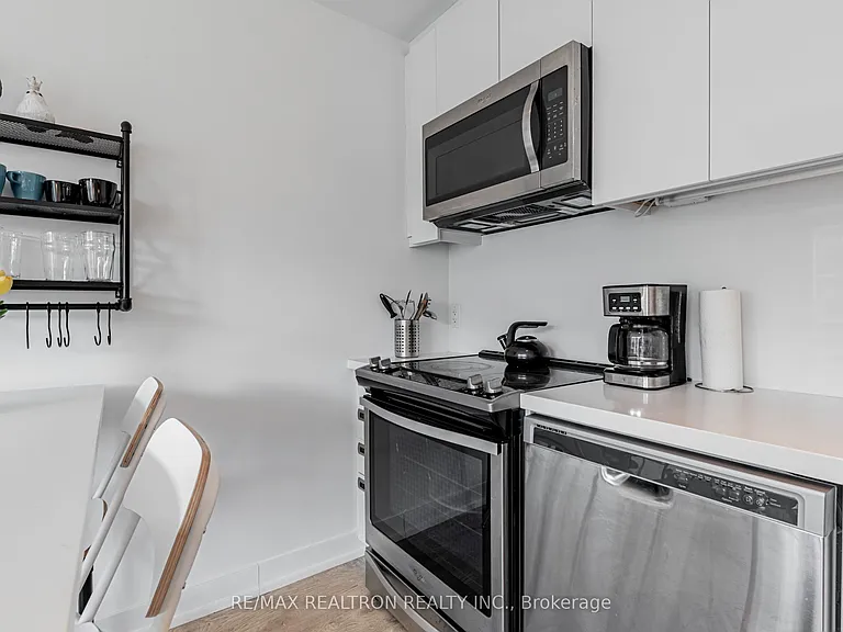 333 Sea Ray Ave #D315 — Photo 8
