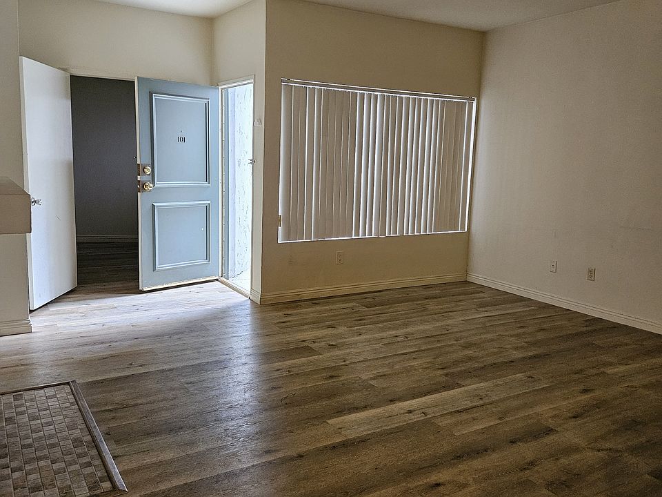 1st image of 13304 Valleyheart Dr #101