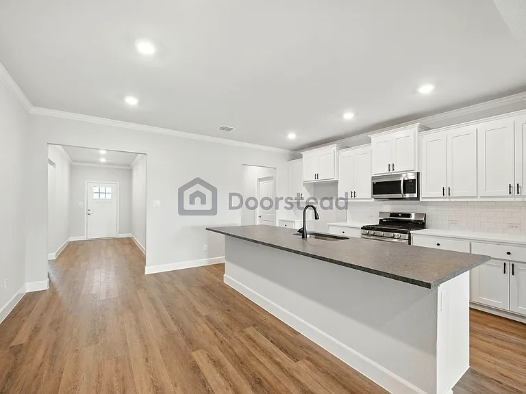 652 Parkside Dr — Photo 12