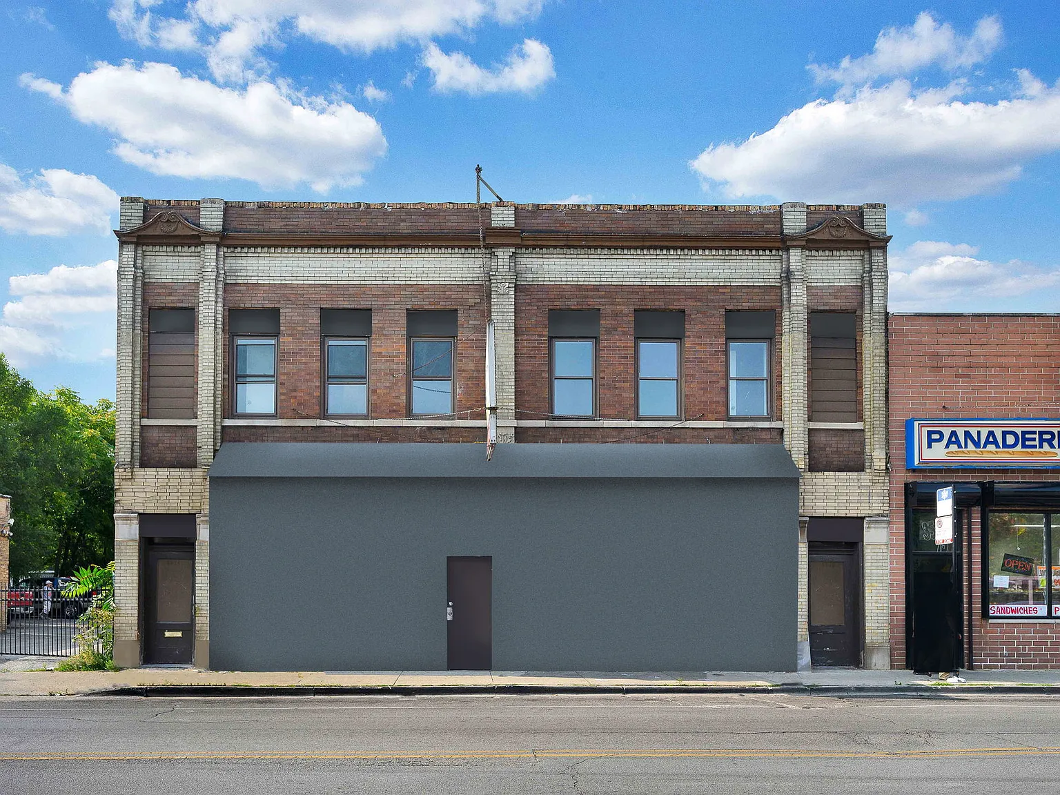 3571 W Armitage Ave — Photo 1