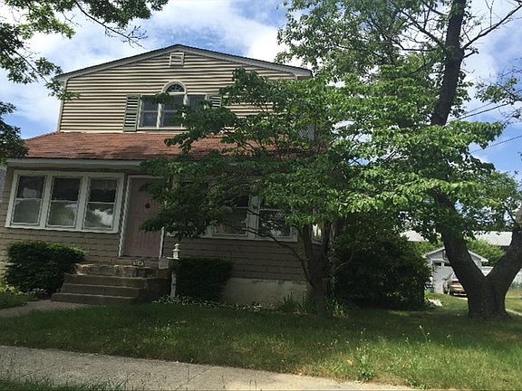 3rd image of 727 Stowe Ave