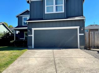 5524 Livingston Ave, Eugene, OR 97402