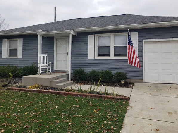 1905 Manor Dr, Lebanon, IN 46052