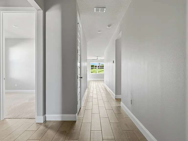 8558 Dahlia Cir — Photo 3