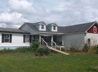 6398 Peters Rd, Ray City, GA 31645