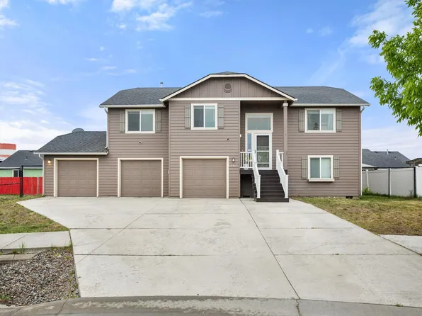 12417 W Pacific Ct, Airway Heights, WA 99001