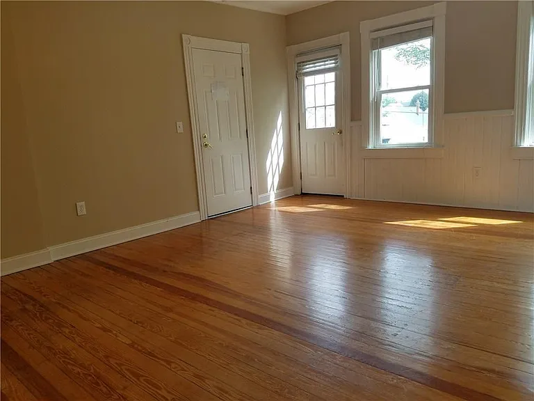 3 Bay View Ave #6 — Photo 11