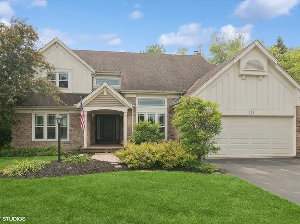 904 Warwick Ln, Lake Zurich, IL 60047