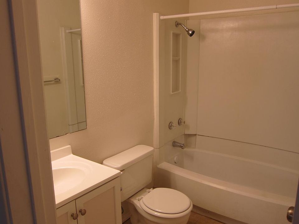 1st image of 4019 Sunrise Cove Dr