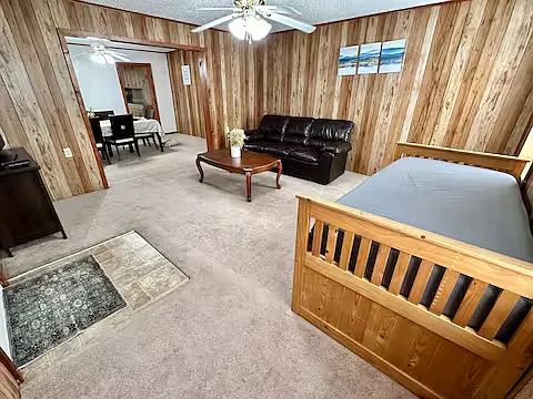 329 SW Fielding Way — Photo 6