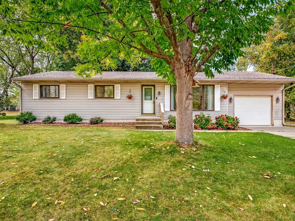 1129 Wilshire Dr, Whitehall, MI 49461