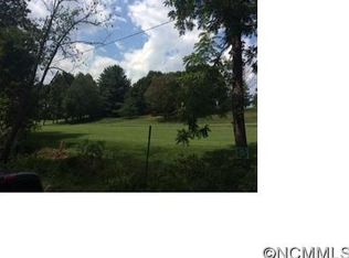 14 Woodlink Rd, Asheville, NC 28801