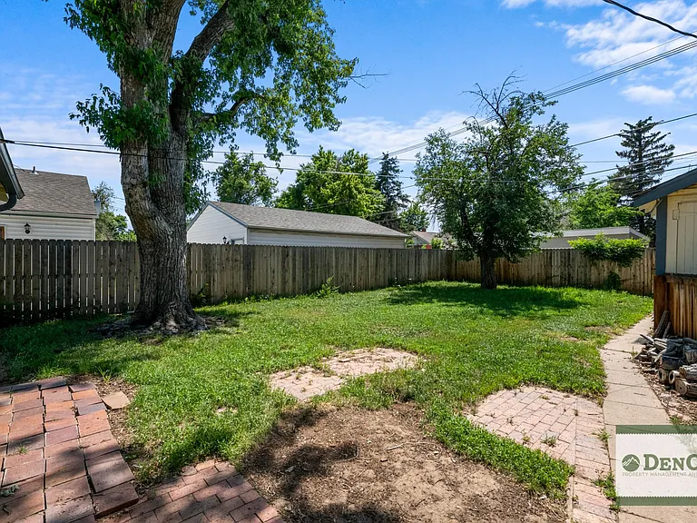 2251 S Williams St — Photo 21