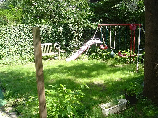 Rented by Richard Kahn, LREB | media 19