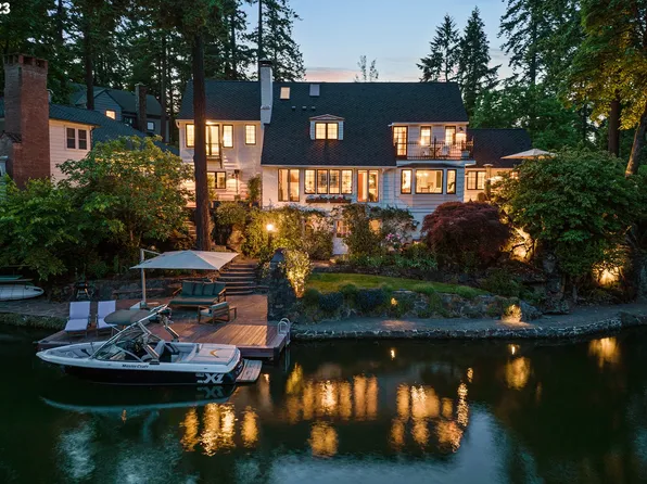 128 Northshore Cir, Lake Oswego, OR 97034