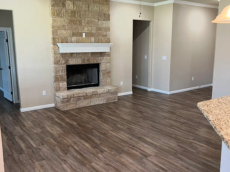 270 Gatling St — Photo 11