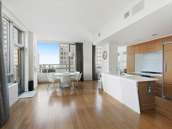 4th image of 2 River Ter APT 16B