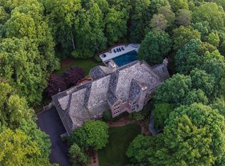 10509 Springvale Forest Ct, Great Falls, VA 22066