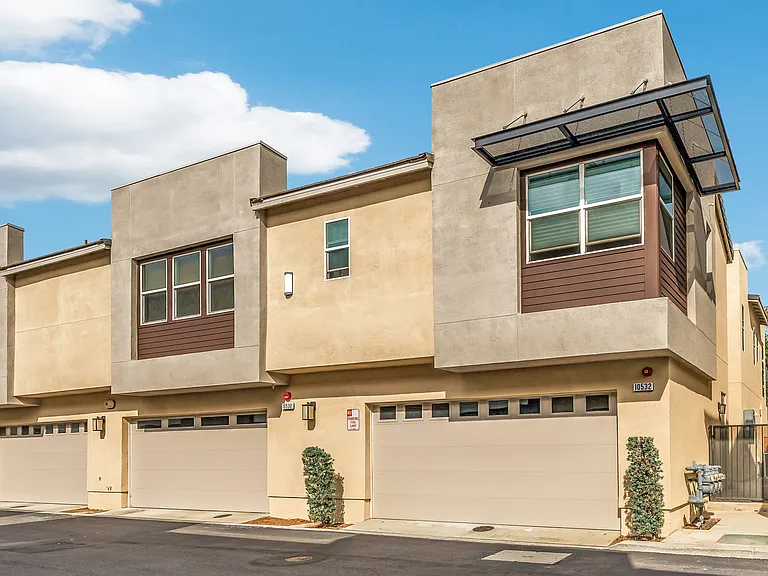 10532 Wilding Dr — Photo 33