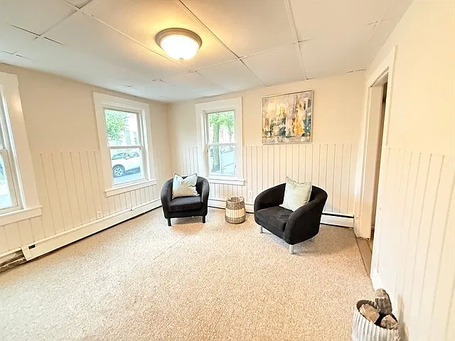 335 Spruce St — Photo 1