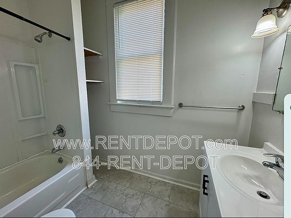 5th image of 1306 W Missouri St