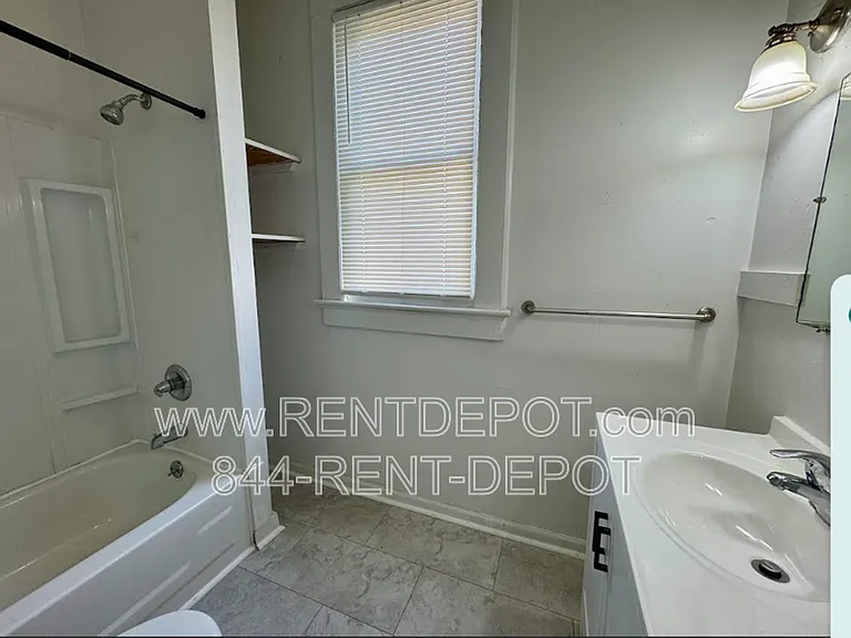 1306 W Missouri St — Photo 5