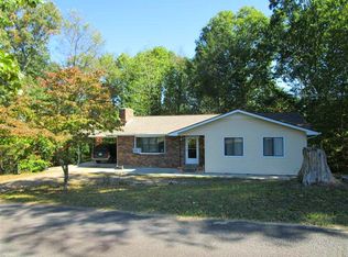 94 Windsong Ln, Franklin, NC 28734