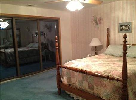 5th image of 1023 Nadelhorn Dr