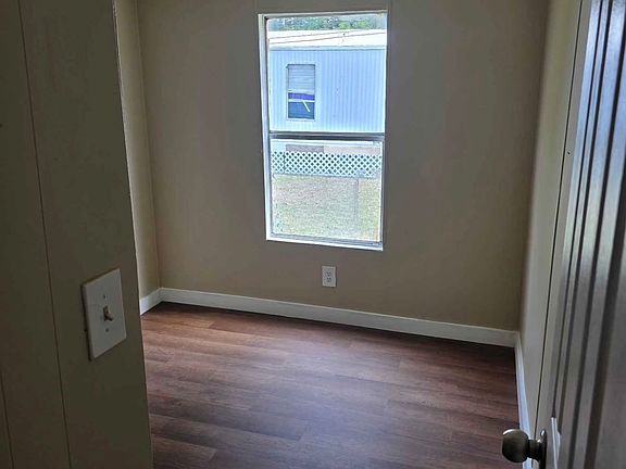 5th image of 97 Mango St