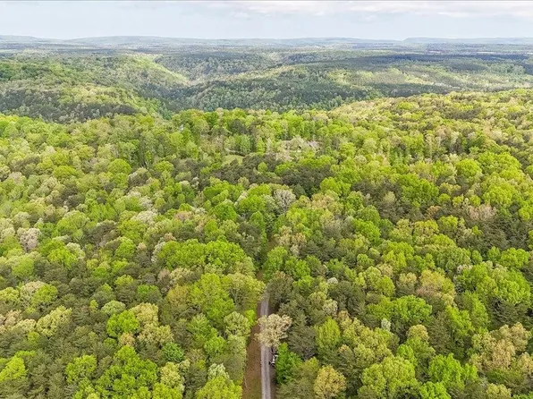 8981 Big Bend Rd, Signal Mountain, TN 37377