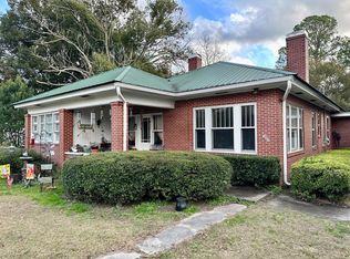 323 Strickland Ave, Blackshear, GA 31516