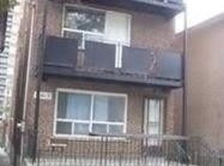 2015 Davenport Rd #2, Toronto, ON M6N1C5