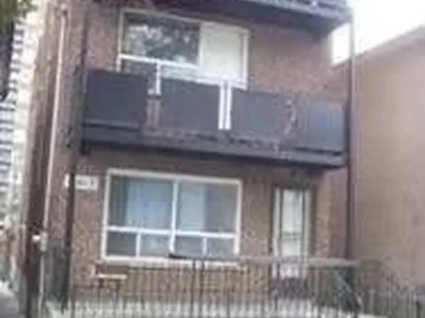 2015 Davenport Rd #2, Toronto, ON M6N 1C5