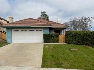 1902 Willow Ridge Dr, Vista, CA 92081
