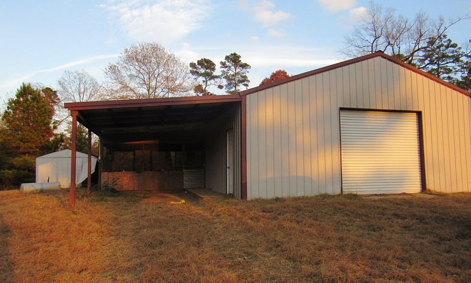 2nd image of 7215 County Road 1619