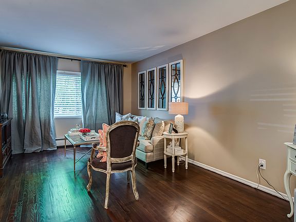 2nd image of 200 Lexington Ave APT 3C