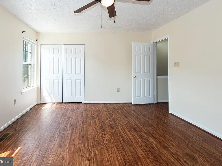 2406 Rosecroft Ct — Photo 19