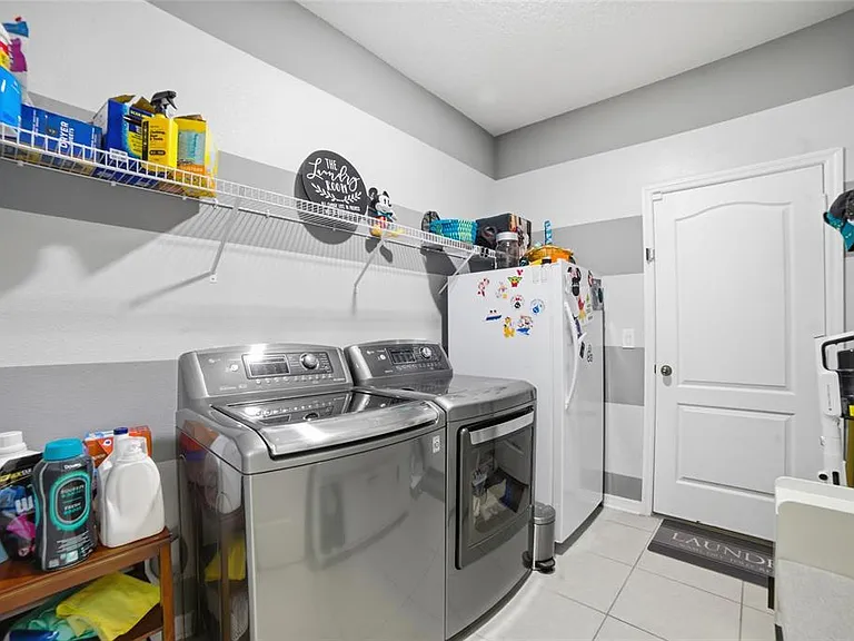 1461 Clear Brook Pl — Photo 22