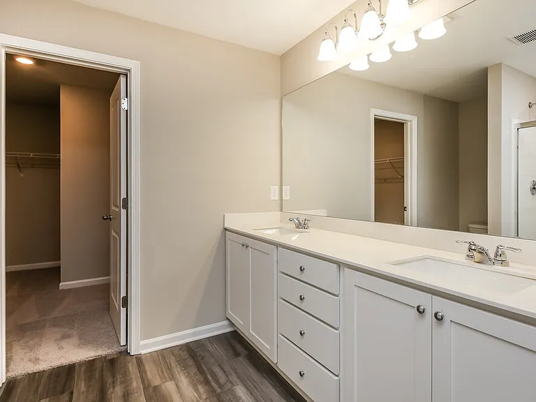 15 Streamview — Photo 11