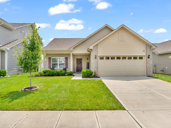 911 Cass Dr, Franklin, IN 46131
